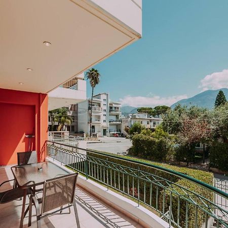 קלמאטה Bessis Apartments מראה חיצוני תמונה